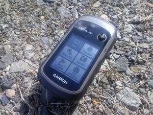 GARMIN eTrex 30 ハンディタイプの GPS です。